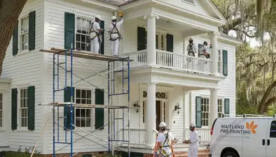 Painting contractors in Kissimmee, FL providing professional interior and exterior painting services
